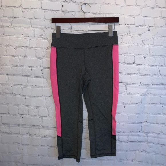 tek gear Pants - Tek Gear Shapewear Gray & Pink Capri’s size S